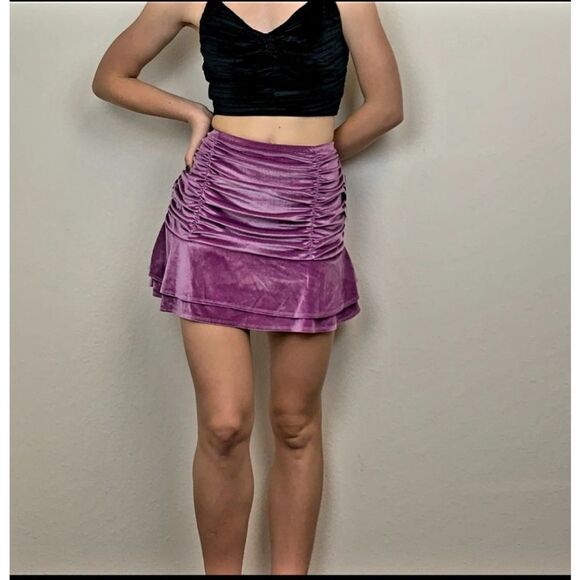 NWT WILD FABLE VELOUR MINI SKIRT - Picture 5 of 5